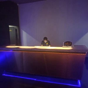 卖酒销售技巧文案短句（创新酒水销售话术：策略性沟通提升顾客体验）