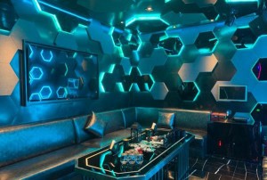 纯粮酒销售直播话术技巧（纯粮酒直播销售：创新话术策略与技巧）